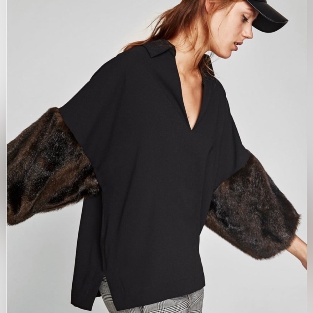 Zara small faux fur top​
